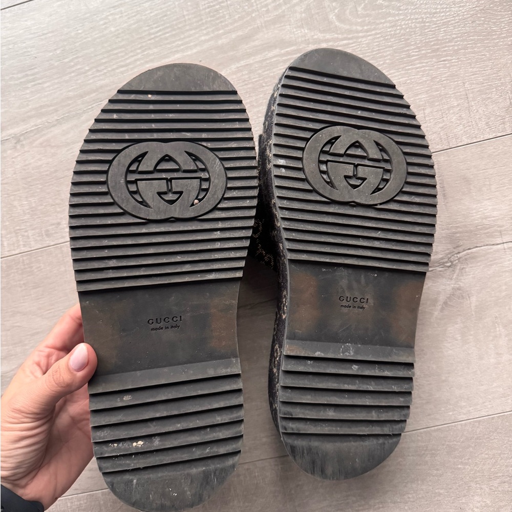 Gucci Women's Black Monogram platform Slide Sandals - Picture 4 of 7